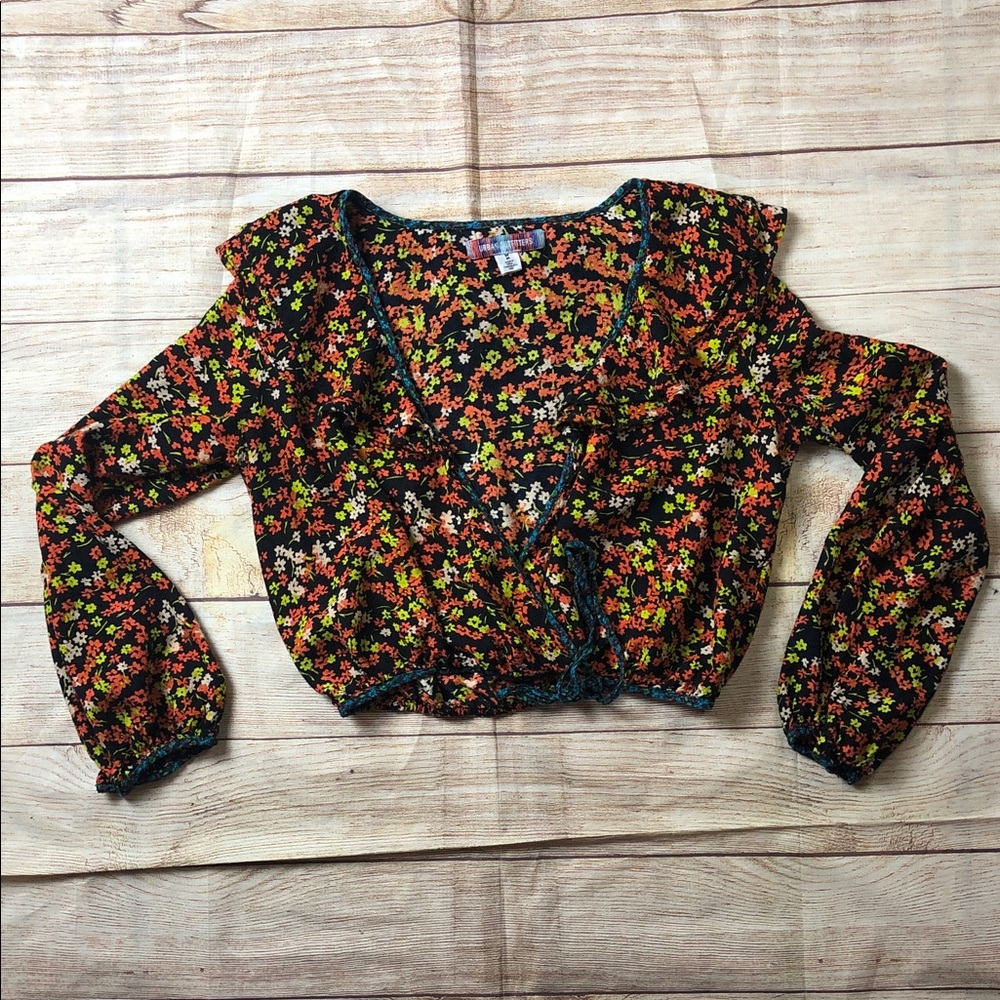 Urban Outfitters‎ Blossom Double Ruffle Wrap Top 💜